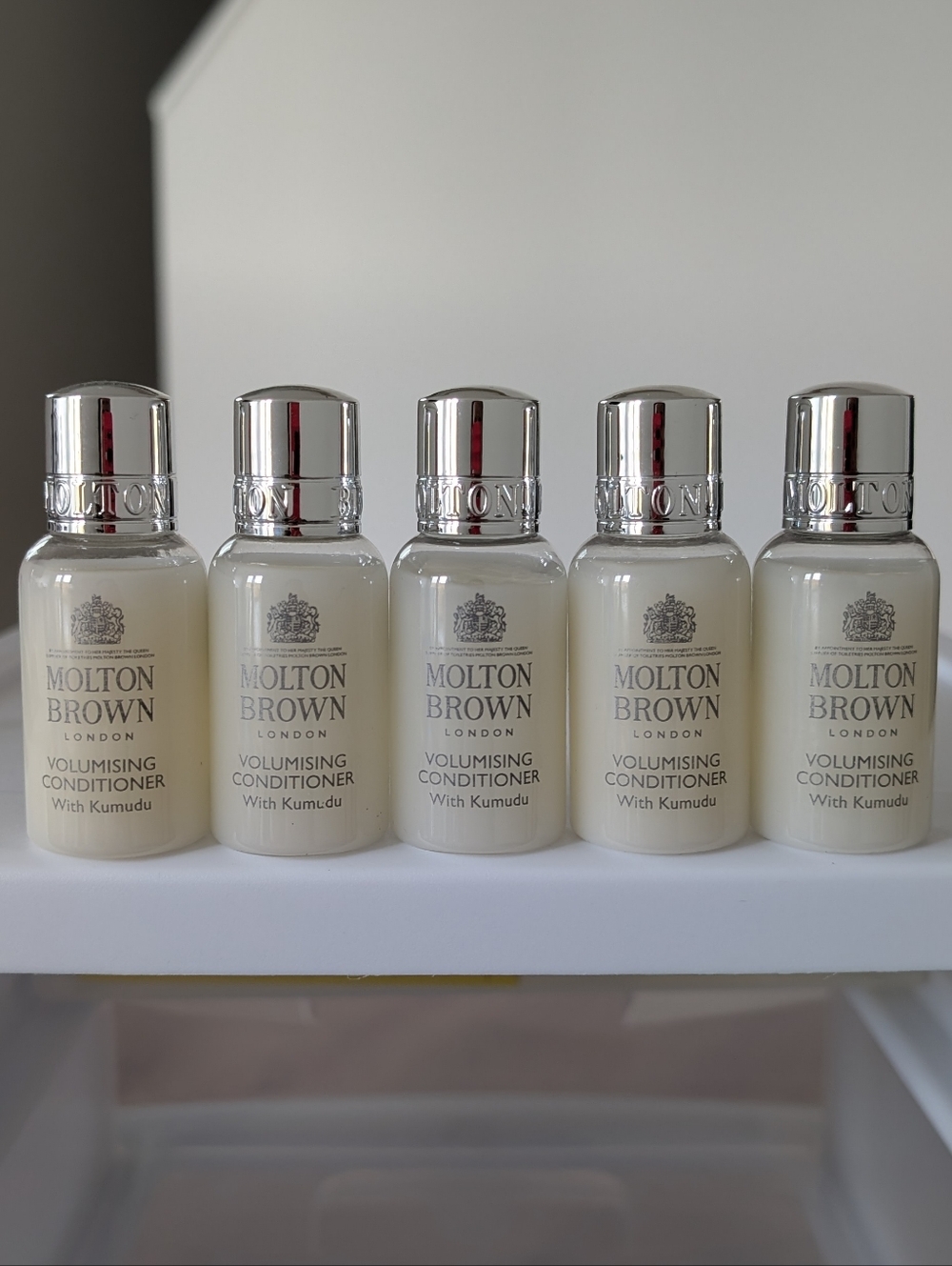 5 Molton Brown Volumising Conditioner with Kumudu